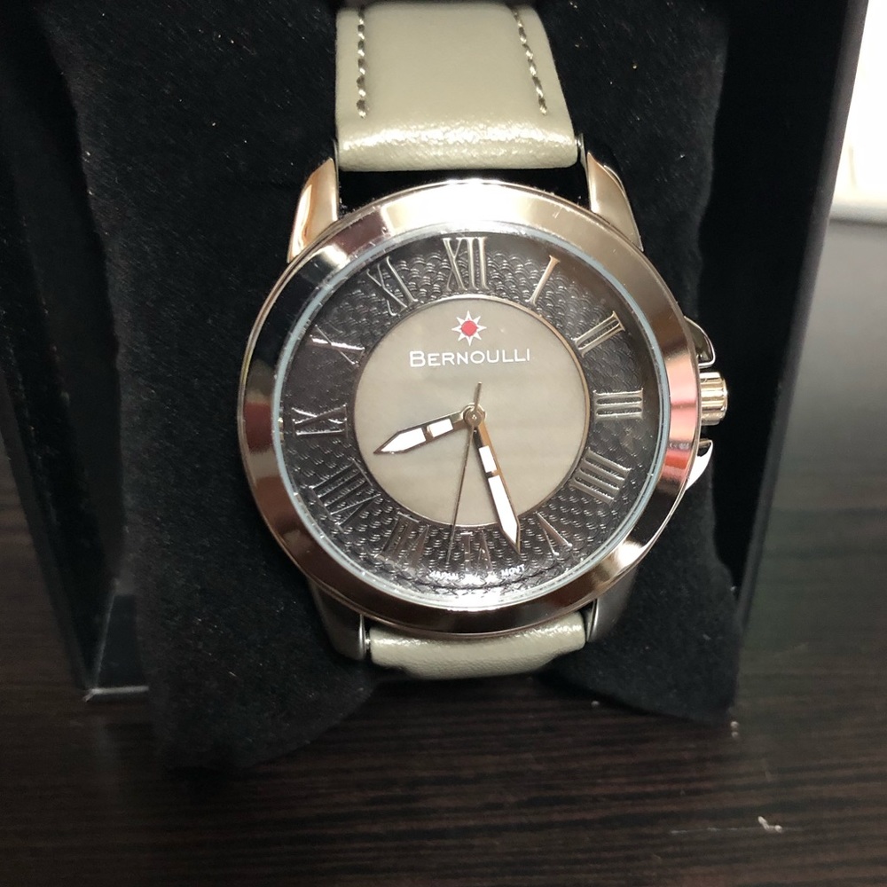 Bernoulli Faun II women’s watch!